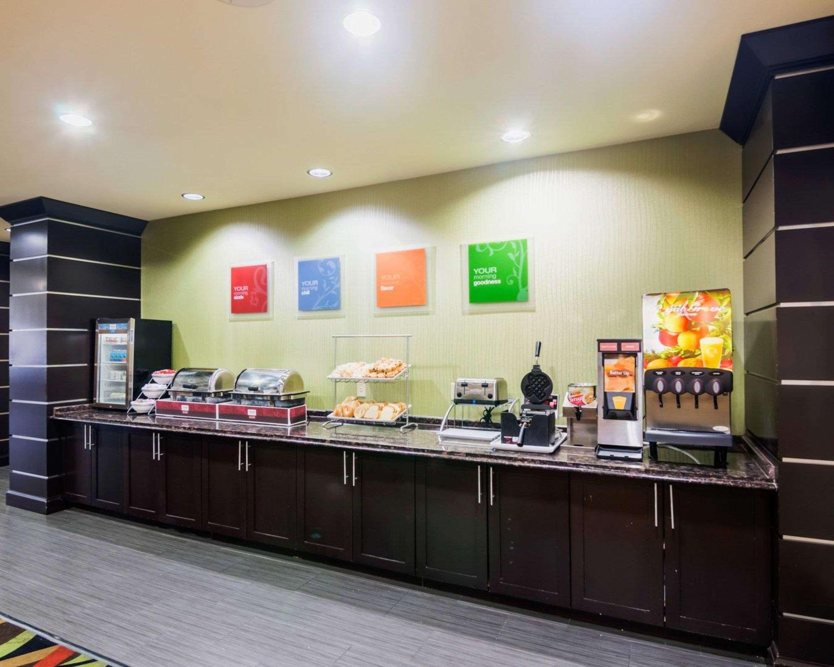 Comfort Suites Amarillo Ngoại thất bức ảnh