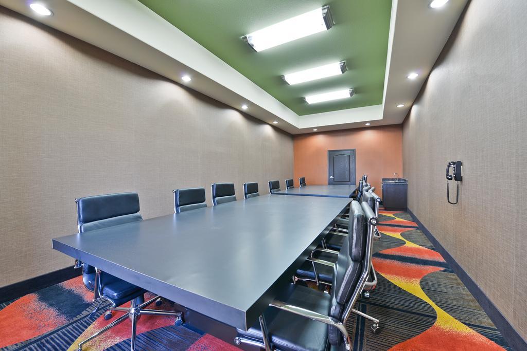 Comfort Suites Amarillo Ngoại thất bức ảnh